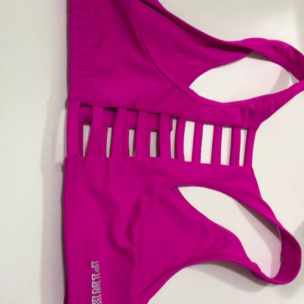 Pink sports bra , small,great condition